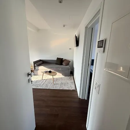 Lugano Modern Concept 4 Apartamento *